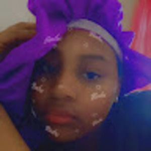 Meet your Posher, Mikeala